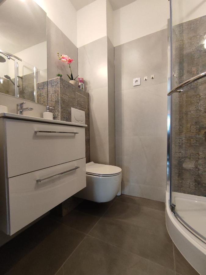 Roma Appartement Duszniki Zdrój Buitenkant foto